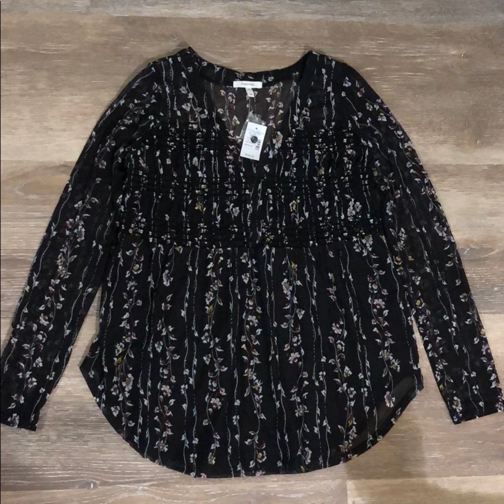 Maurices Shirt Size Medium